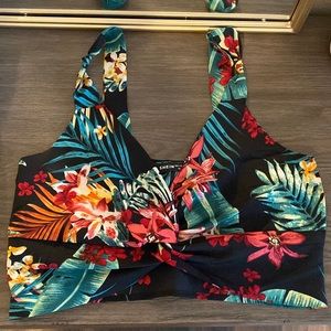 Cute tropical top